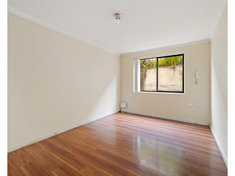 2/103 Castlereagh Street, Liverpool NSW 2170