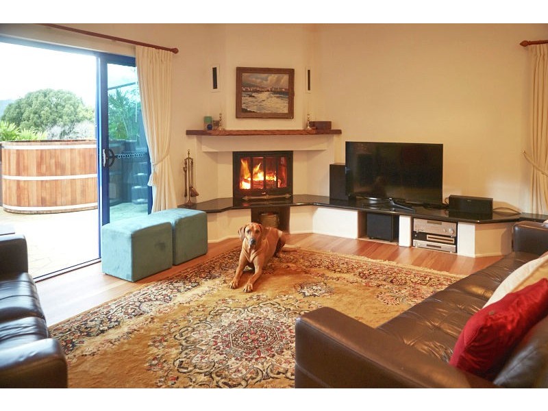 458 Byrrill Creek Road, Uki NSW 2484