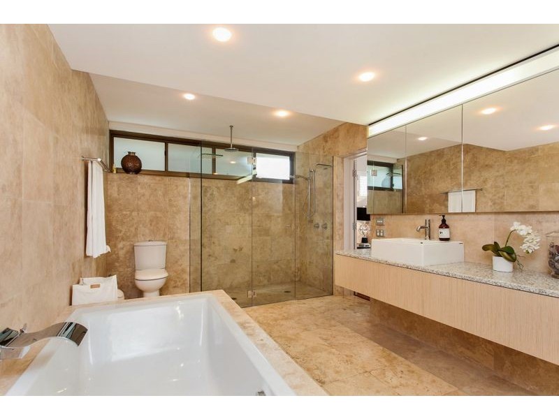 4 Palm Valley Drive, Byron Bay NSW 2481