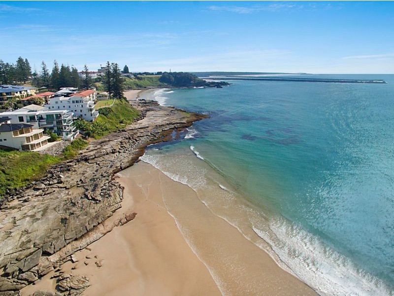 2/6 Ocean Street, Yamba NSW 2464