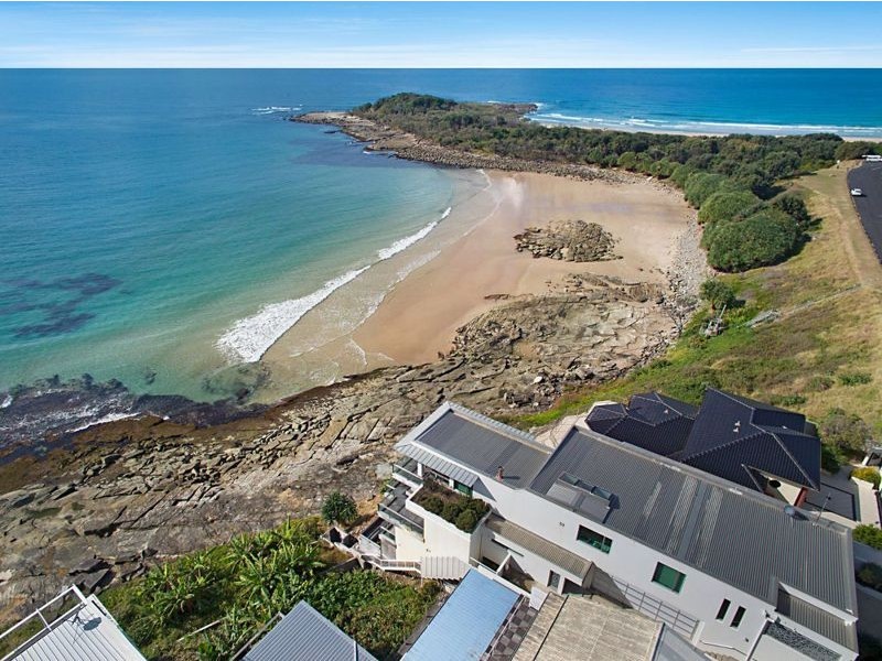 2/6 Ocean Street, Yamba NSW 2464