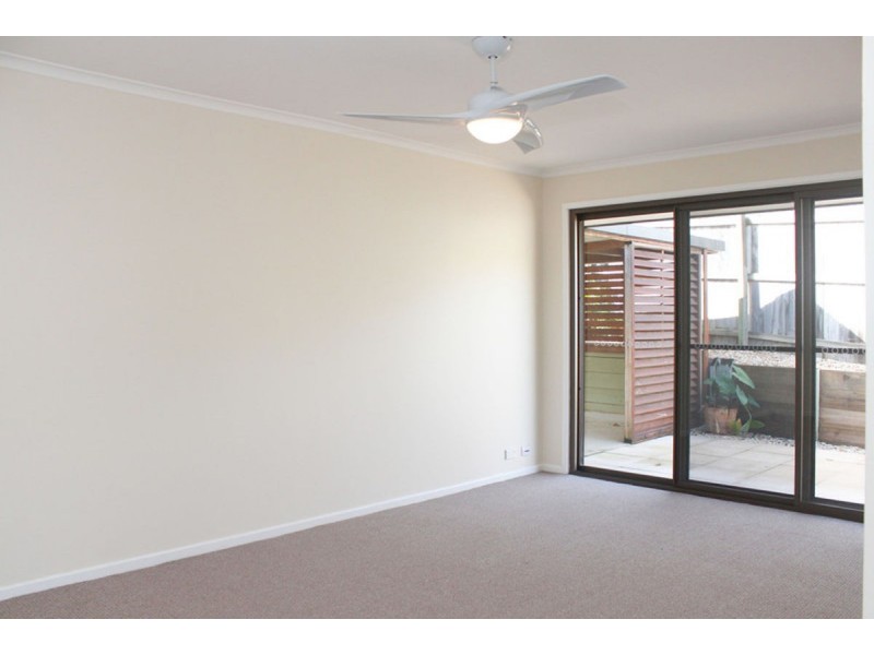6a Narrogal Court, Ocean Shores NSW 2483