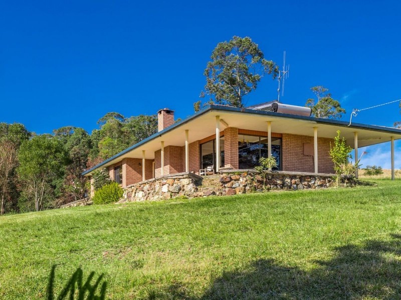 151 Diamond Beach Road, Red Head NSW 2430