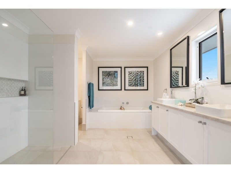 93 Burns Point Ferry Rd, West Ballina NSW 2478