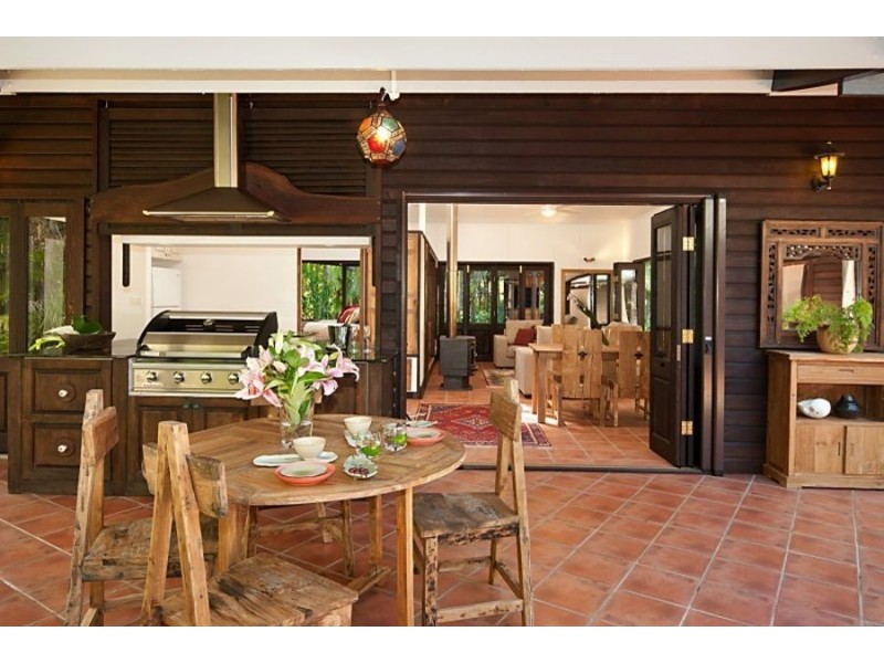 19 Taylors Lane, Ewingsdale NSW 2481
