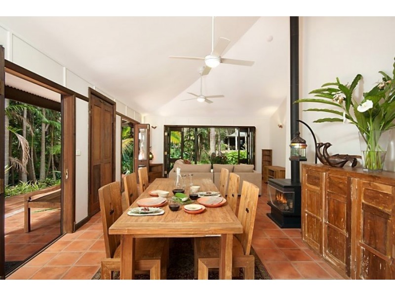 19 Taylors Lane, Ewingsdale NSW 2481