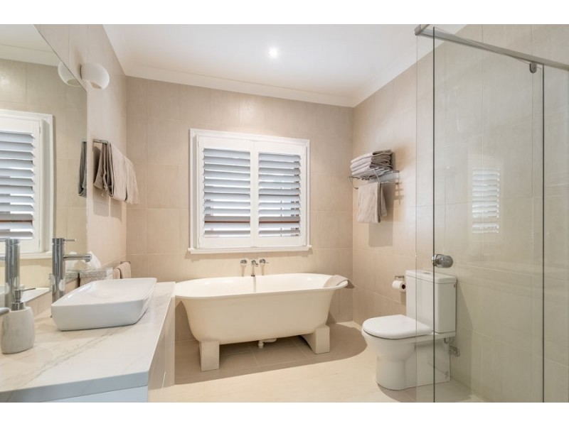 12 Magnolia Place, Ewingsdale NSW 2481