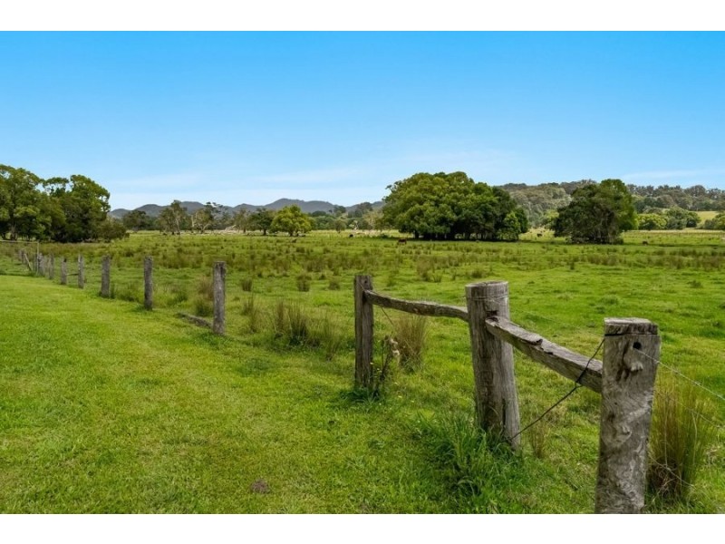 12 O’Donnells Lane, Billinudgel NSW 2483