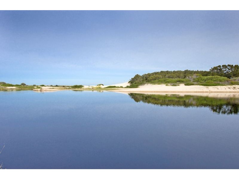 759 Loftus Road, Crescent Head NSW 2440