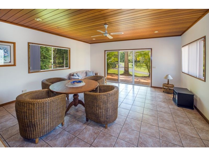 51 Faviell Drive, Bonville NSW 2441