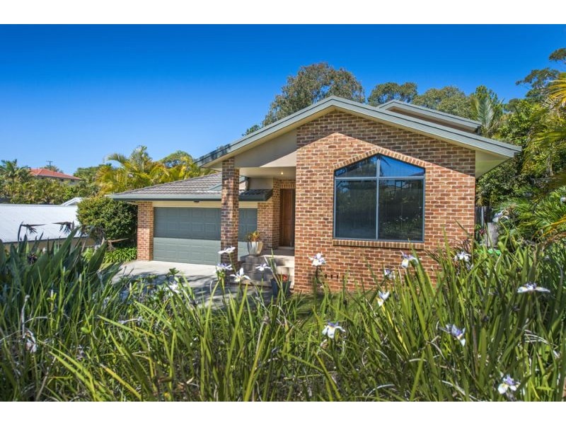 31 Bluewater Place, Sapphire Beach NSW 2450