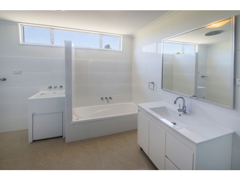 6 Cook Street, Bowraville NSW 2449