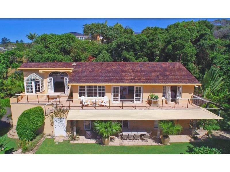 2 Sapphire Crescent, Sapphire Beach NSW 2450