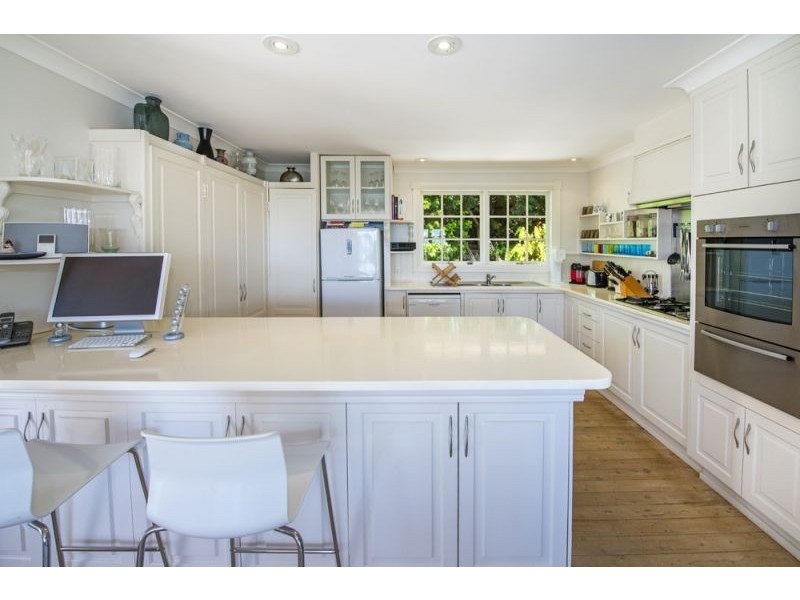 2 Sapphire Crescent, Sapphire Beach NSW 2450