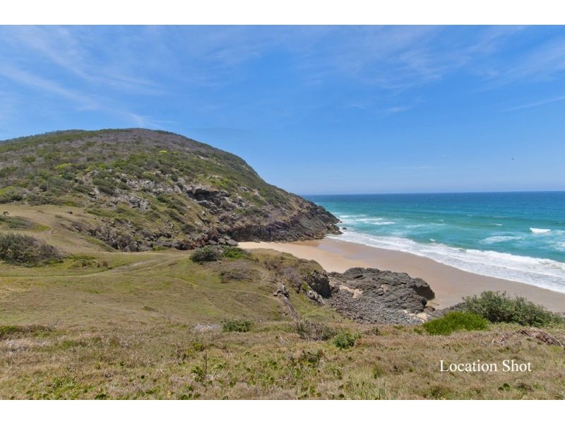 12 Home Street, Hat Head NSW 2440