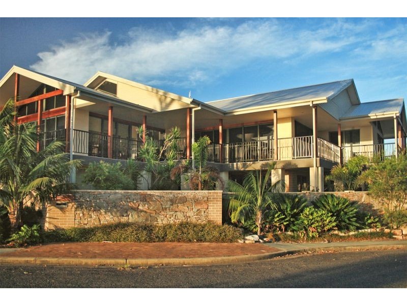 30 Bundella Avenue, Lake Cathie NSW 2445