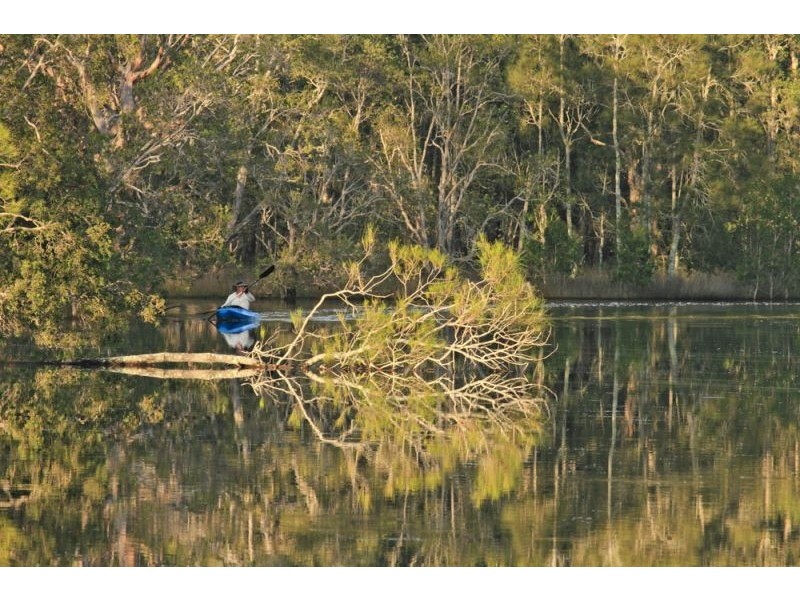 30 Bundella Avenue, Lake Cathie NSW 2445