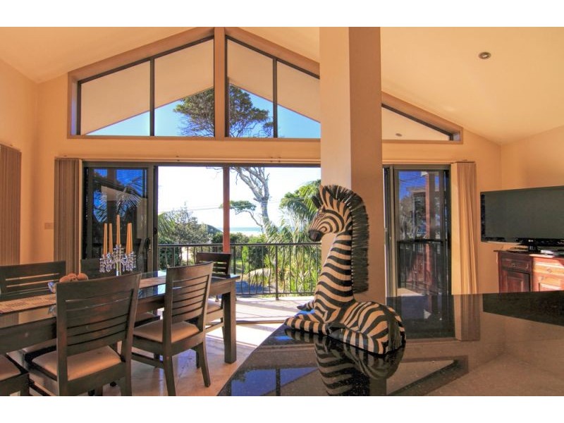 30 Bundella Avenue, Lake Cathie NSW 2445