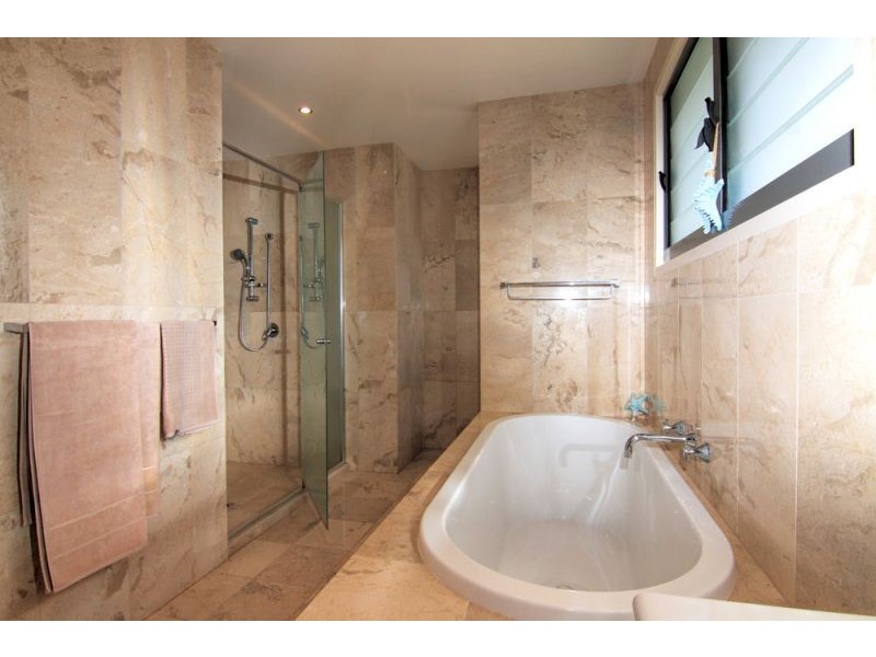 30 Bundella Avenue, Lake Cathie NSW 2445