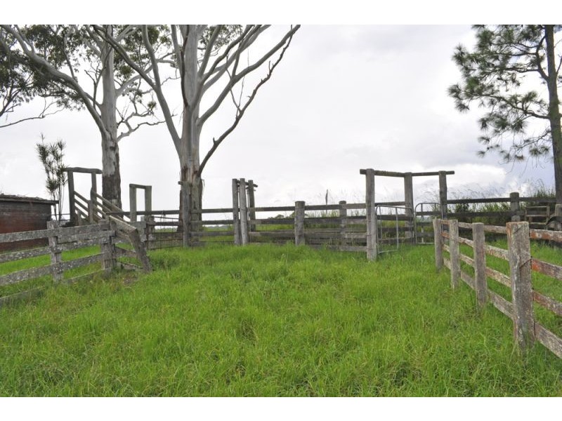 327 Moleton Road, Lowanna NSW 2450