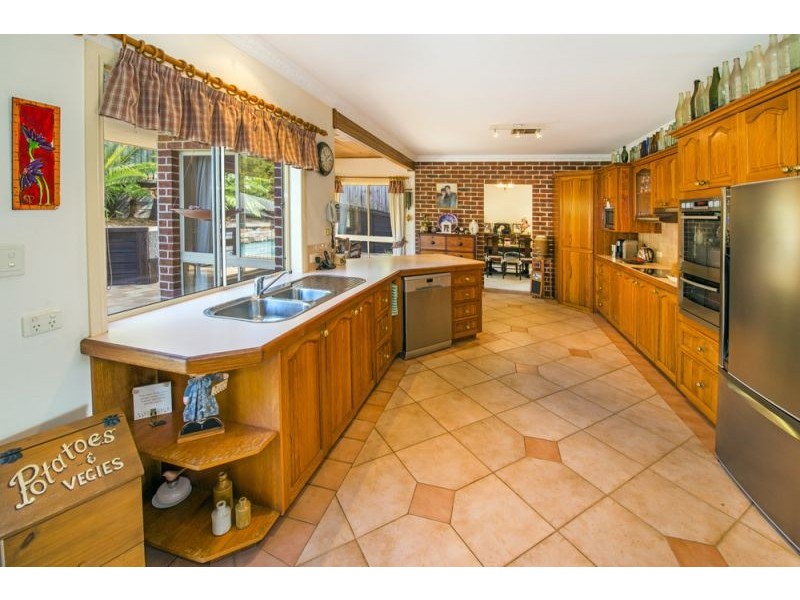 18 Valley View Drive, Bellingen NSW 2454