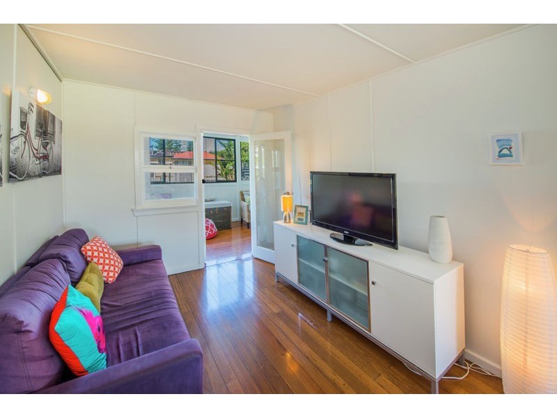 6 Rowley Street, Mylestom NSW 2454