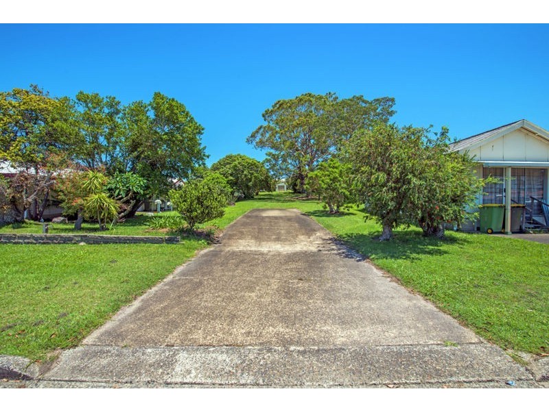 21-23 Orara Street, Urunga NSW 2455