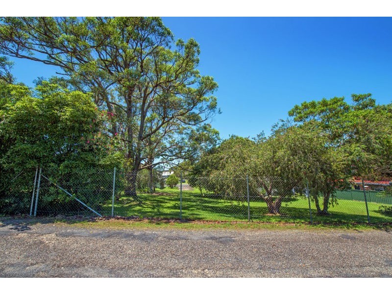 21-23 Orara Street, Urunga NSW 2455