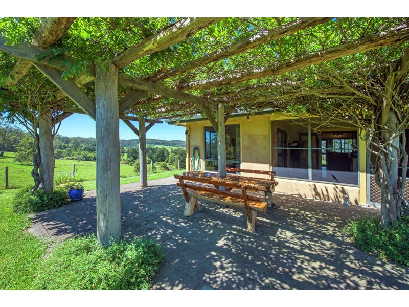95 Camp Creek Road Lowanna, Coffs Harbour NSW 2450