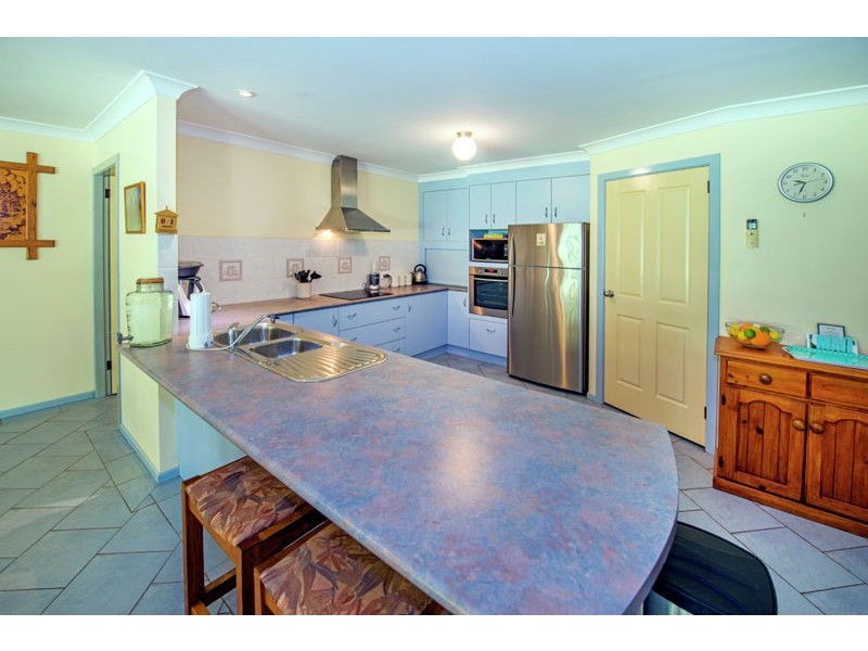 84 Faviell Drive, Bonville NSW 2441