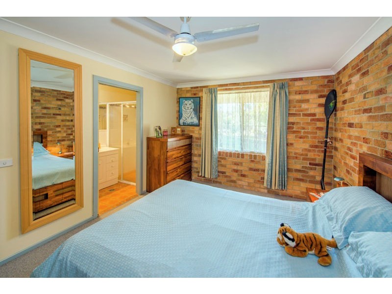 84 Faviell Drive, Bonville NSW 2441