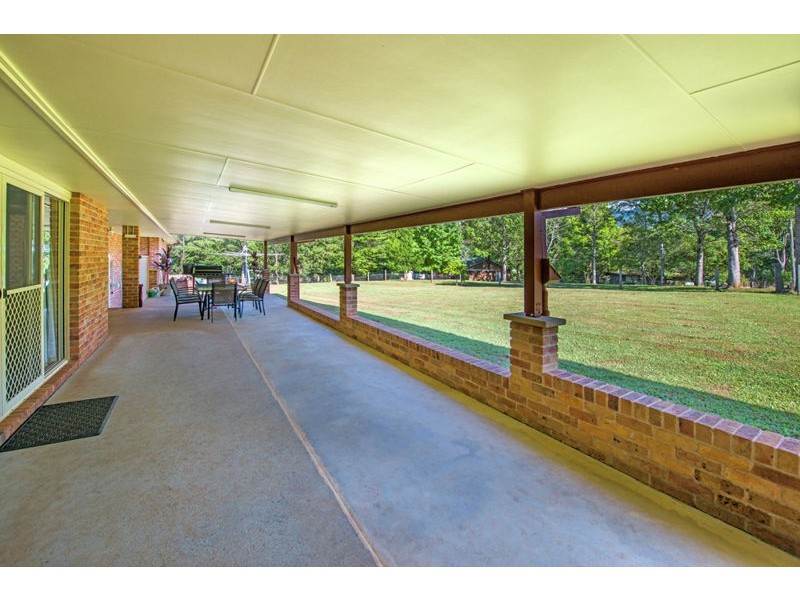 84 Faviell Drive, Bonville NSW 2441