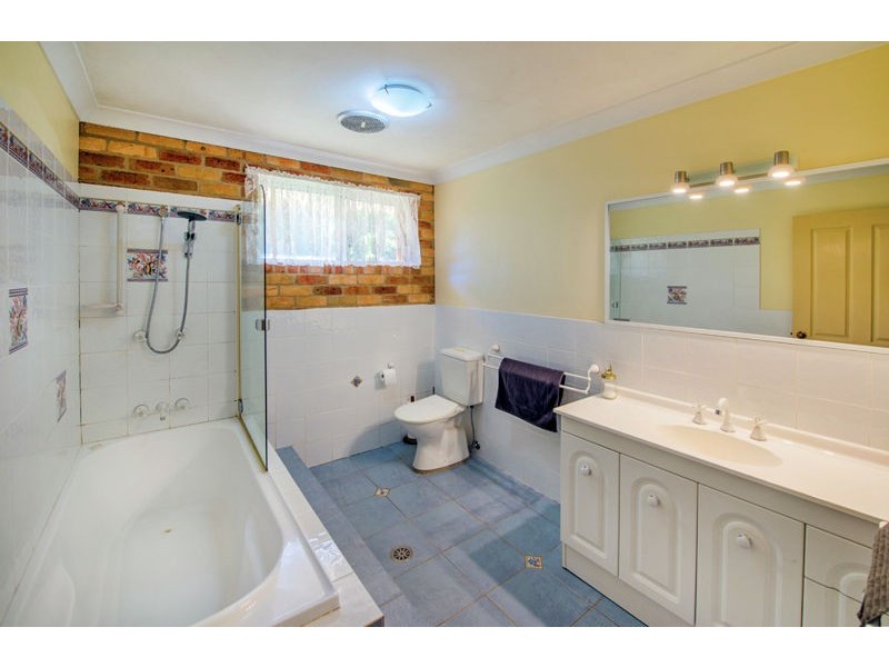 84 Faviell Drive, Bonville NSW 2441