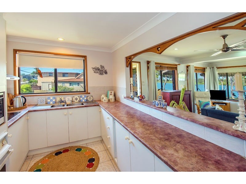 12 Wedgewood Avenue, Mylestom NSW 2454