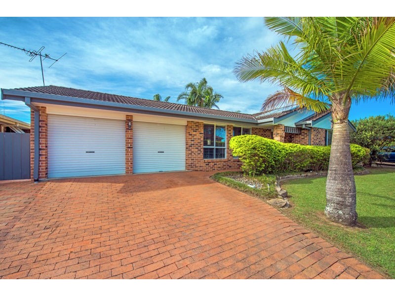 32 Burrawong Parade, Urunga NSW 2455