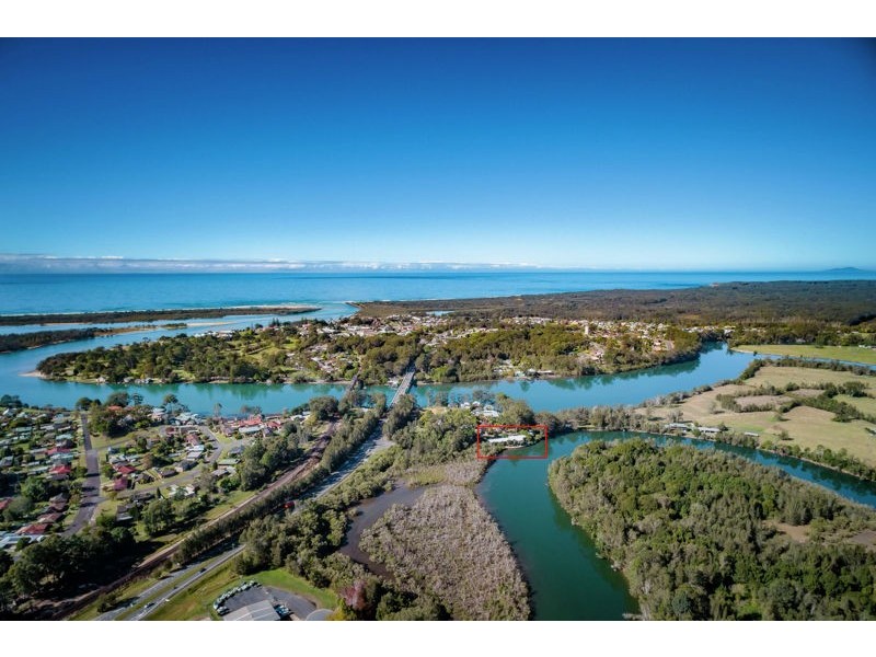 2 Old Punt Road, Urunga NSW 2455