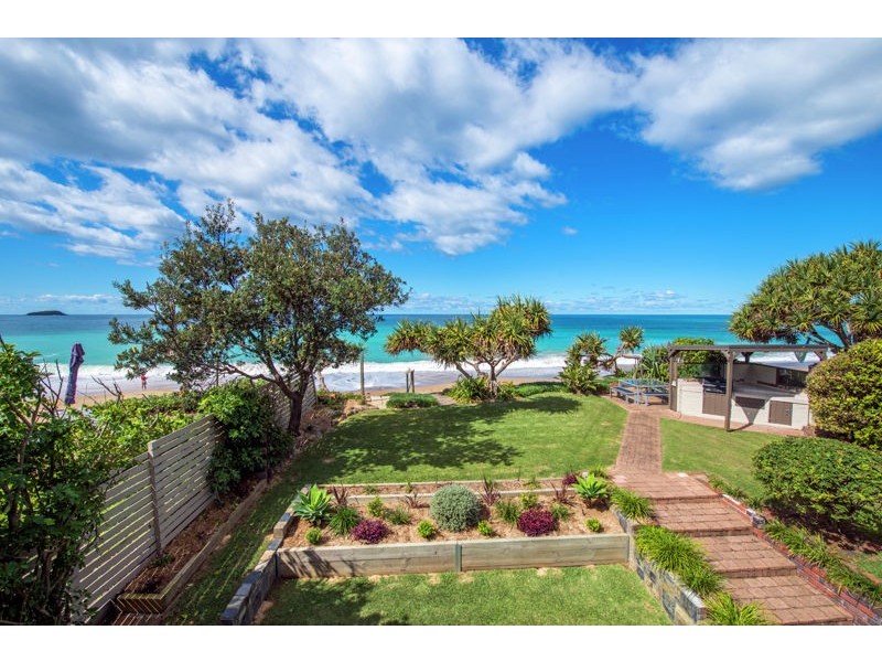 11 Emerald Avenue, Sapphire Beach NSW 2450