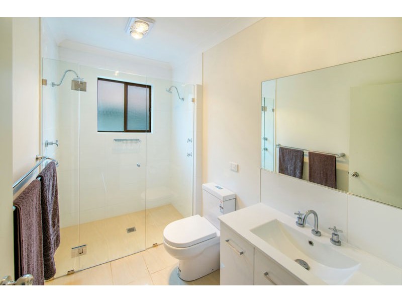 11 Emerald Avenue, Sapphire Beach NSW 2450