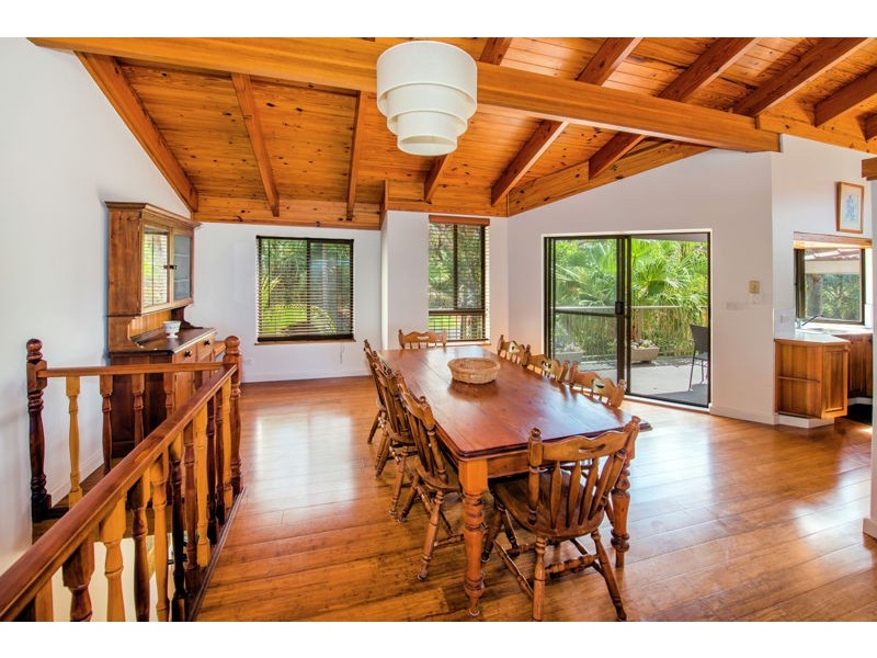 11 Emerald Avenue, Sapphire Beach NSW 2450