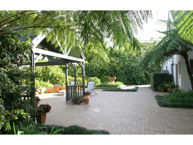 43 Faviell Drive, Bonville NSW 2441