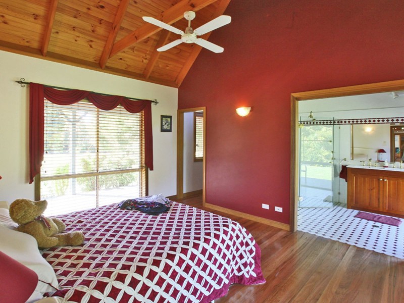 43 Faviell Drive, Bonville NSW 2441