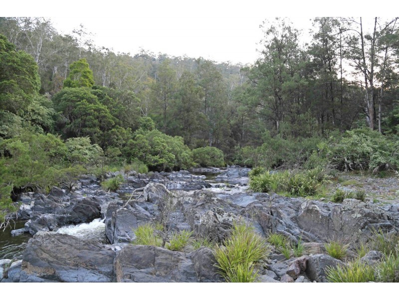 883 Camp Creek Road, Lowanna NSW 2450