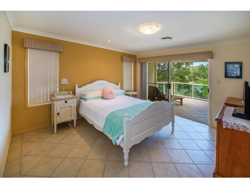 6 Dolphin Court, Urunga NSW 2455