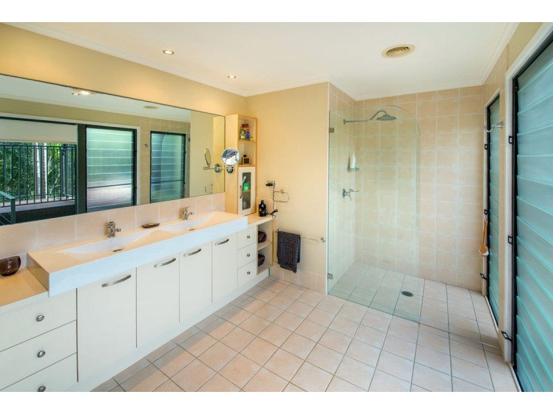 15 Dolphin Place, Valla Beach NSW 2448