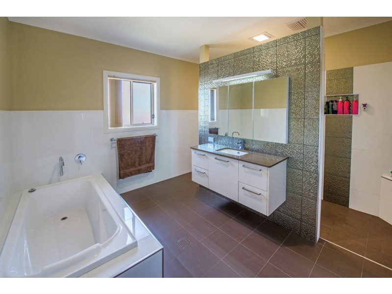 136a Ocean View Drive, Valla Beach NSW 2448