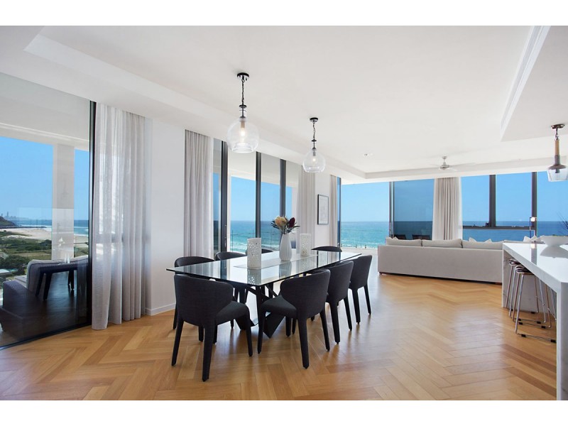 The Penthouse 470 The Esplanade, Palm Beach QLD 4221