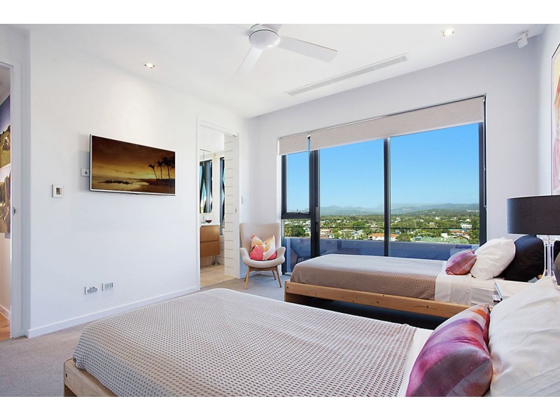 The Penthouse 470 The Esplanade, Palm Beach QLD 4221
