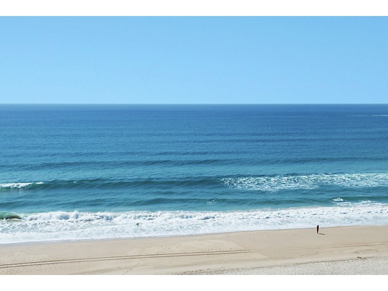 The Penthouse 470 The Esplanade, Palm Beach QLD 4221