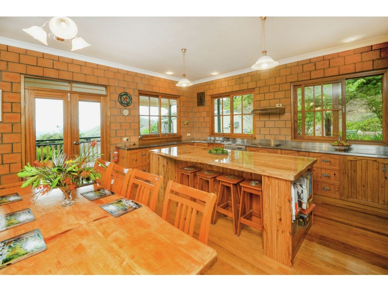 221 Bennetts Road, Coffs Harbour NSW 2450