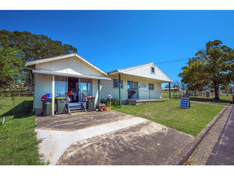 17 Orara Street, Urunga NSW 2455